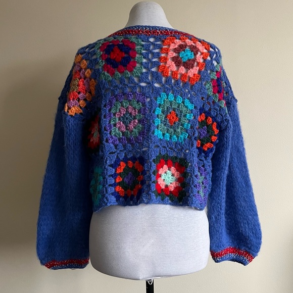 vintage handmade crocheted granny square cardigan - Picture 5 of 15